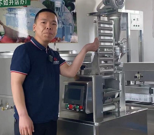 仿手工餃子機(jī)五大升級(jí)，在困難中前進(jìn) 在思考中冷靜