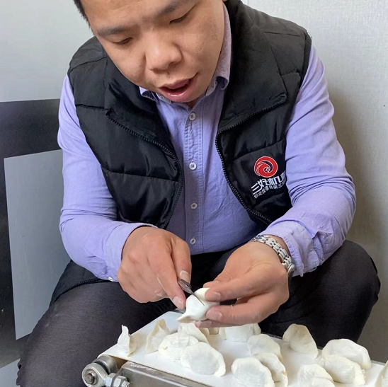 餃子機怎么才能做出薄皮大餡餃子？